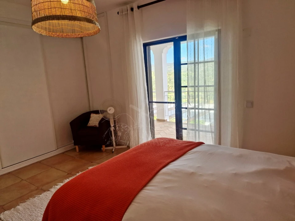 Moradia T3 para Venda em Santa Catarina da Fonte do Bispo Foto 17