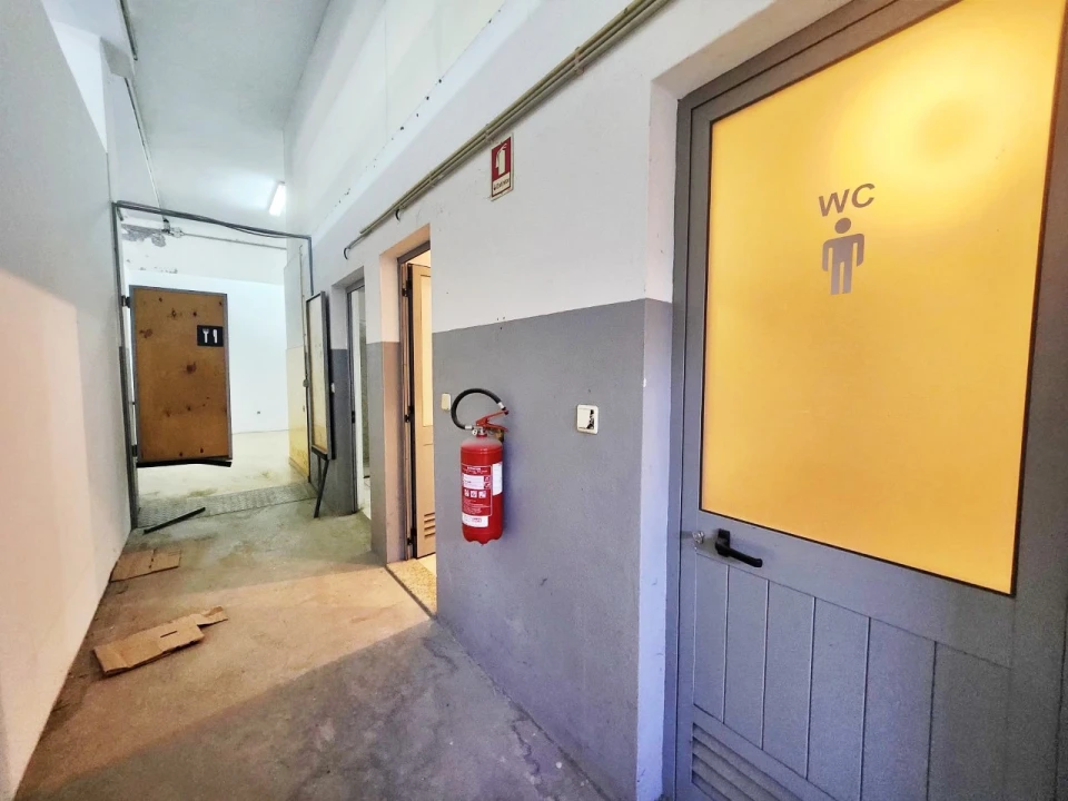 Armazém para Arrendamento em Coronado (São Romão e São Mamede) Foto 11