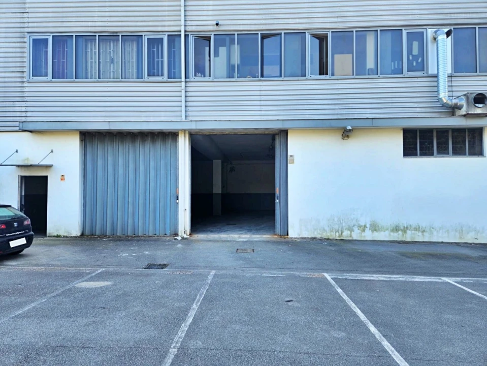 Armazém para Arrendamento em Coronado (São Romão e São Mamede) Foto 15