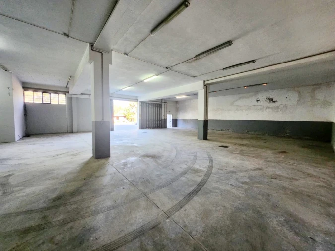 Armazém para Arrendamento em Coronado (São Romão e São Mamede) Foto 4