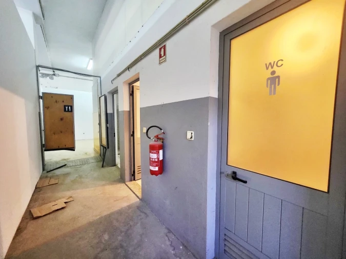 Armazém para Arrendamento em Coronado (São Romão e São Mamede) Foto 11