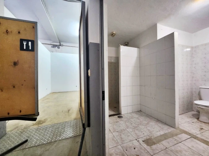 Armazém para Arrendamento em Coronado (São Romão e São Mamede) Foto 12