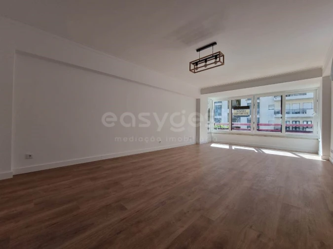 Apartamento T3 para Venda em São Domingos de Benfica Foto 12