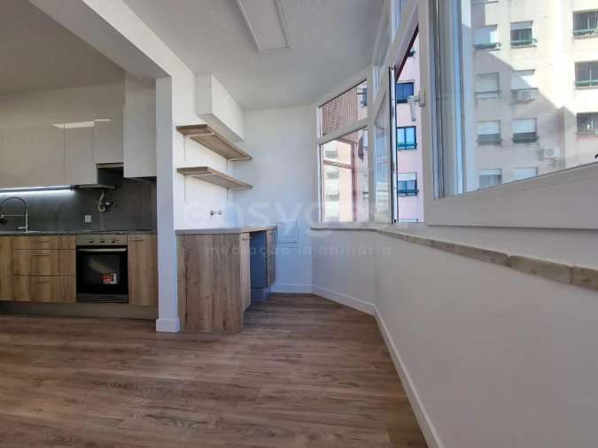 Apartamento T3 para Venda em São Domingos de Benfica Foto 17