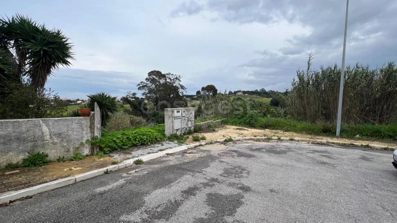 Terreno para Venda em Caparica e Trafaria Foto 1