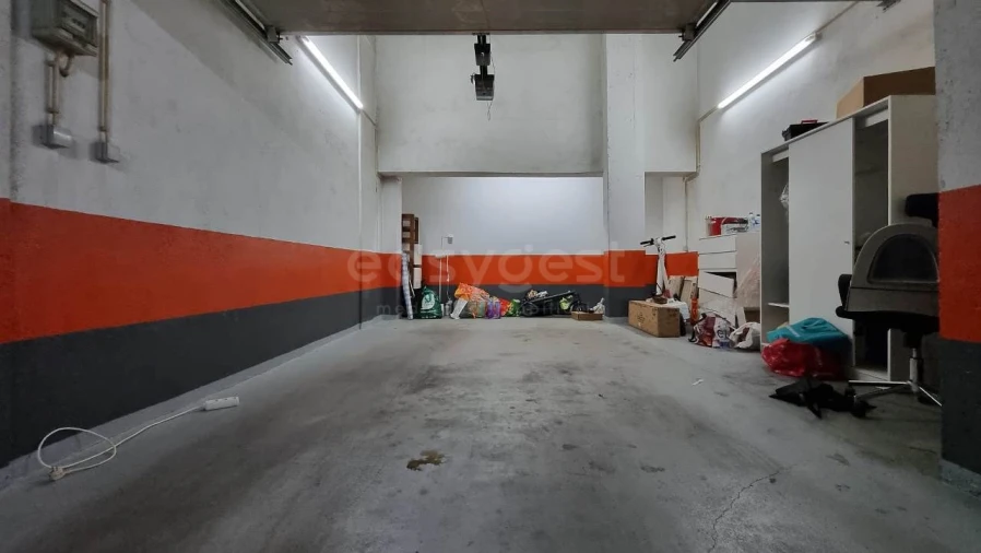 Apartamento T1 para Venda em Alvalade Foto 15