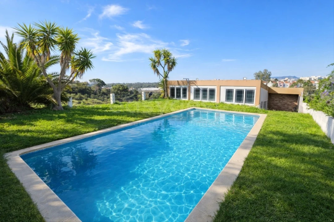 Moradia T4 para Venda em Gambia-Pontes-Alto da Guerra Foto 1