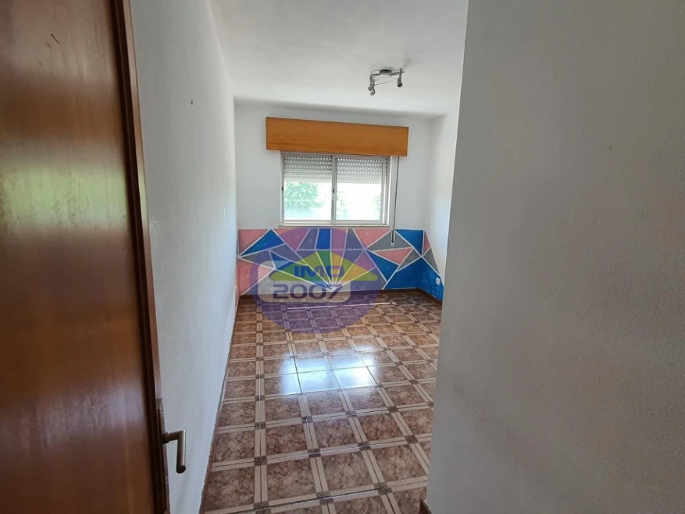 Apartamento T3 para Venda em Vilar de Andorinho Foto 11