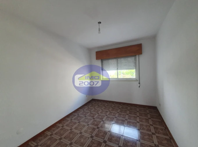 Apartamento T3 para Venda em Vilar de Andorinho Foto 9