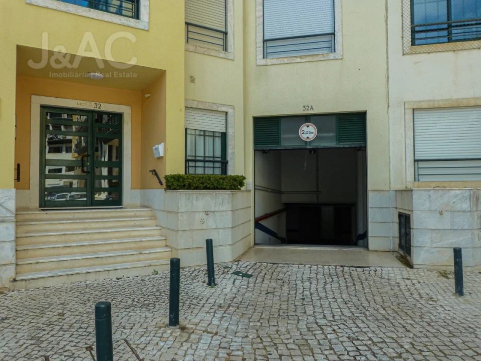 Garagem para Venda em Cascais e Estoril Foto 2