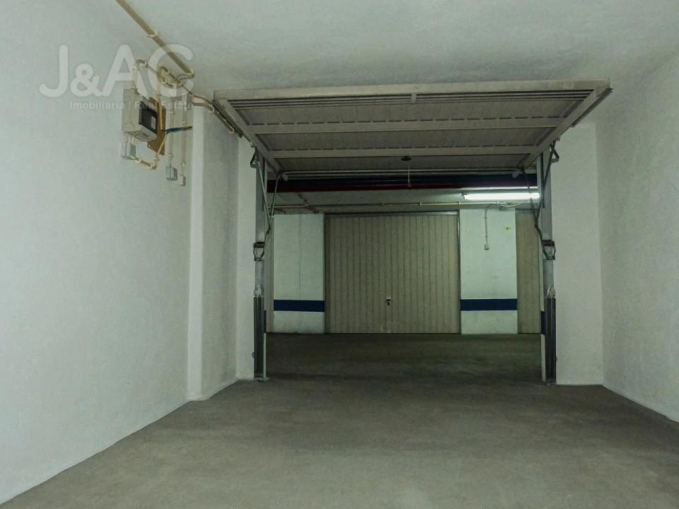 Garagem para Venda em Cascais e Estoril Foto 7