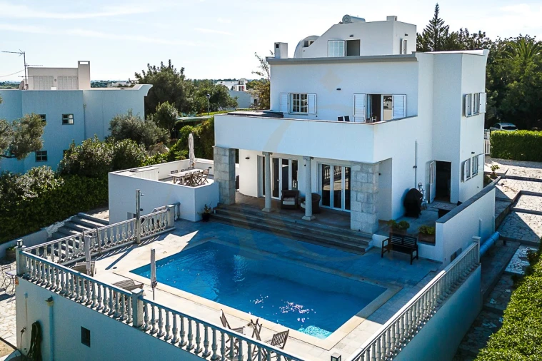 Moradia T4 para Venda em Tavira (Santa Maria e Santiago) Foto 2