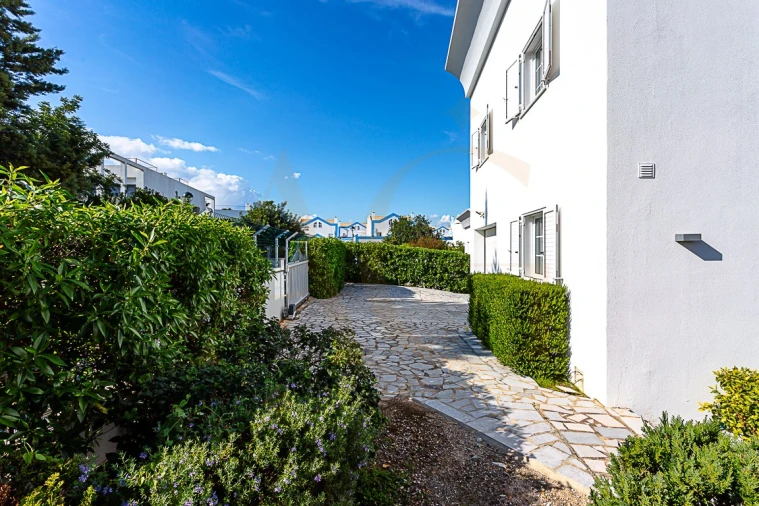 Moradia T4 para Venda em Tavira (Santa Maria e Santiago) Foto 16