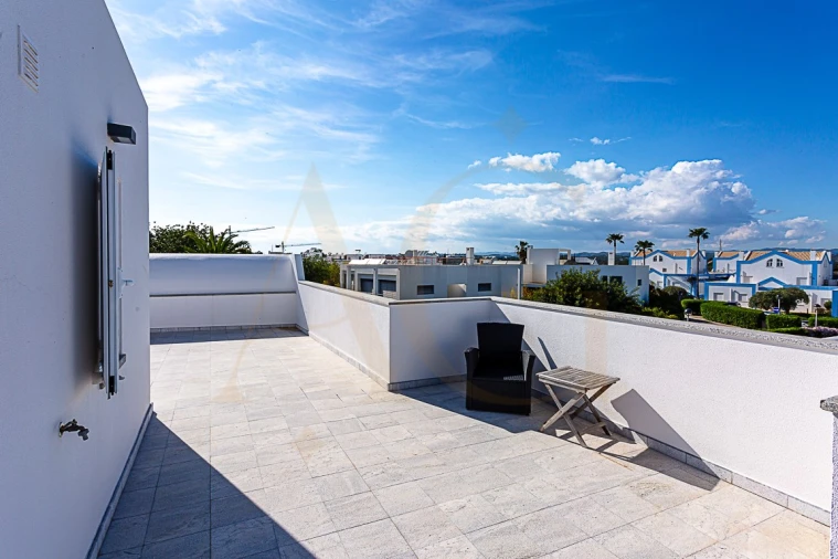 Moradia T4 para Venda em Tavira (Santa Maria e Santiago) Foto 54