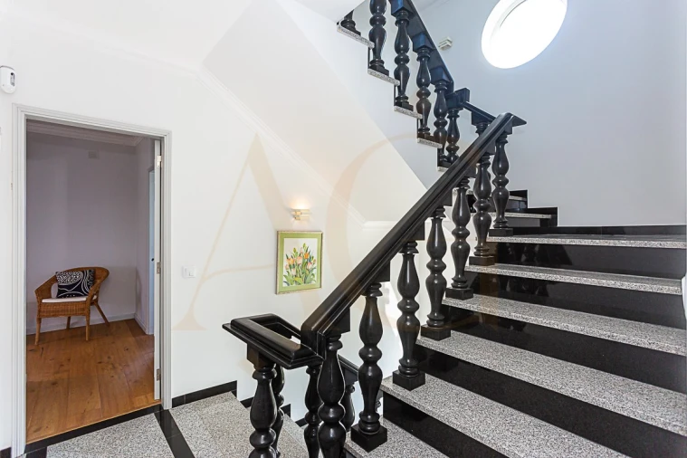 Moradia T4 para Venda em Tavira (Santa Maria e Santiago) Foto 99