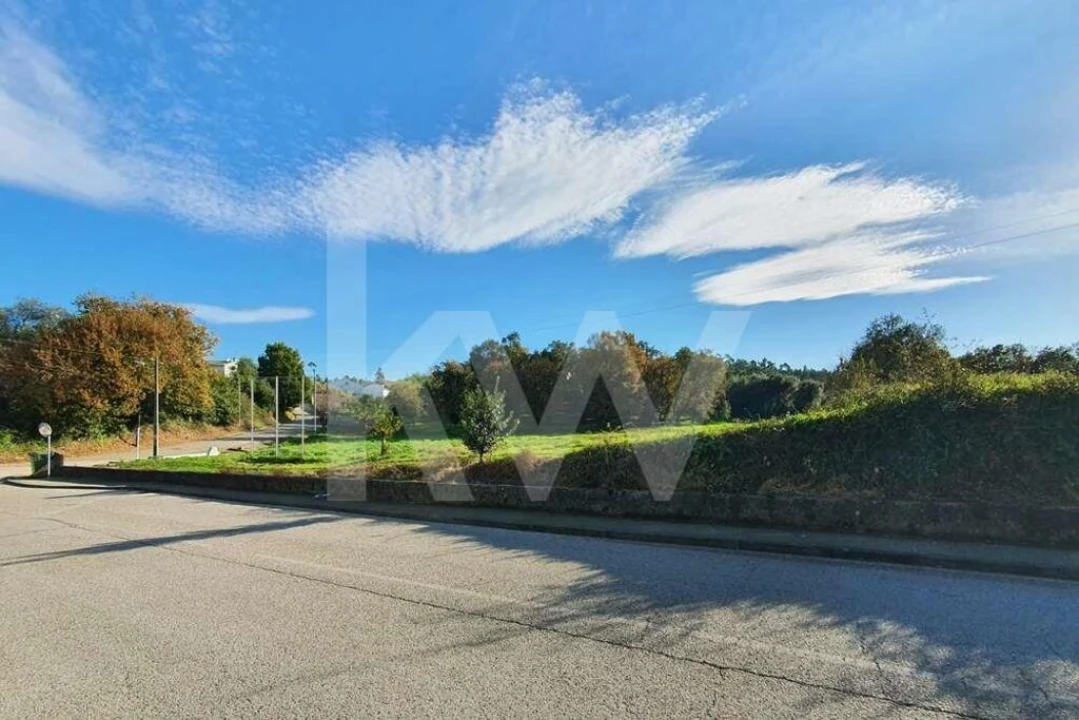Terreno para Venda em Taveiro, Ameal e Arzila Foto 4