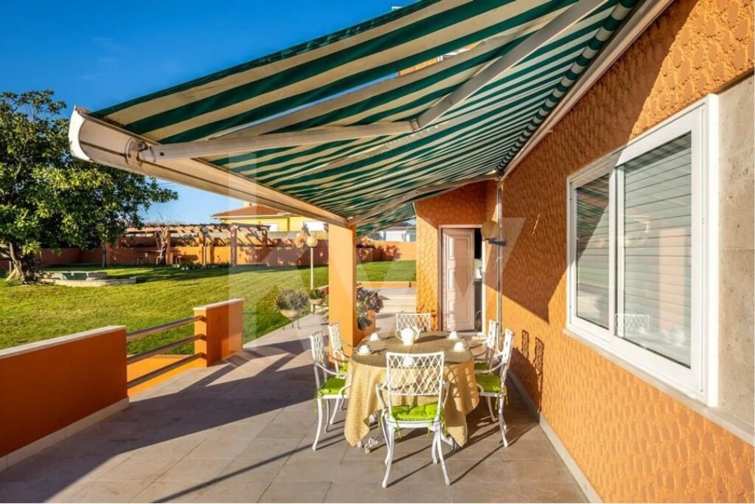 Moradia T6 para Venda em Nogueira do Cravo e Pindelo Foto 4