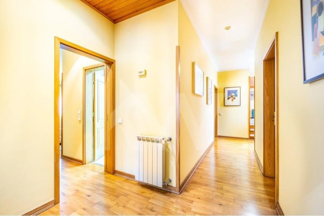 Moradia T6 para Venda em Nogueira do Cravo e Pindelo Foto 37