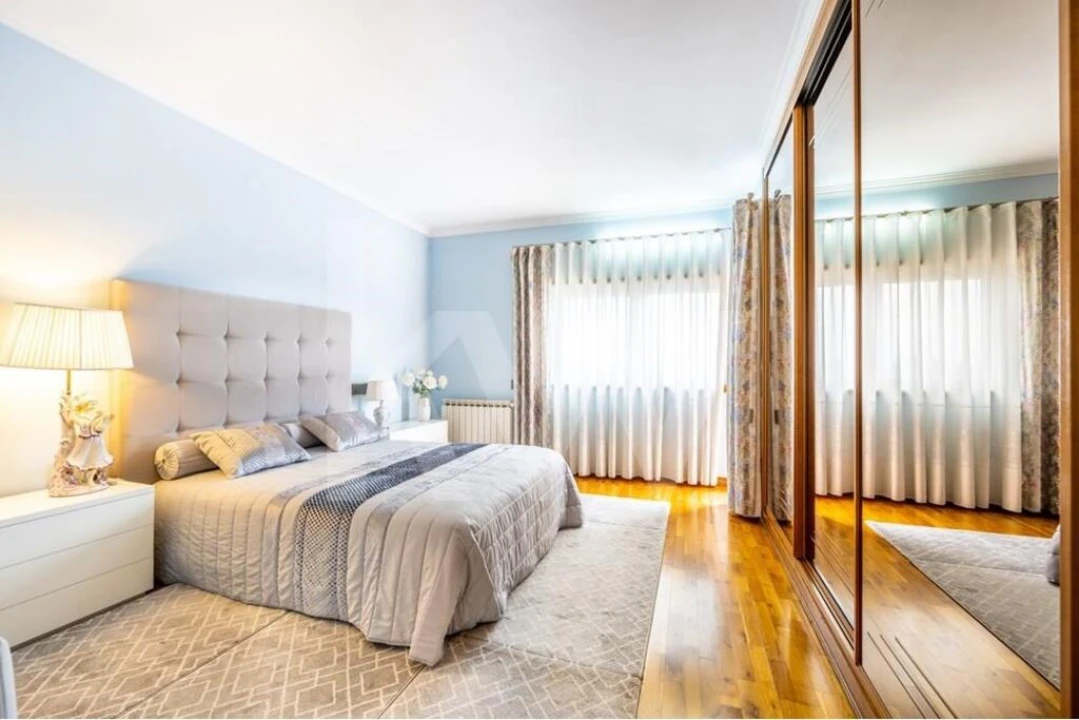 Moradia T6 para Venda em Nogueira do Cravo e Pindelo Foto 44