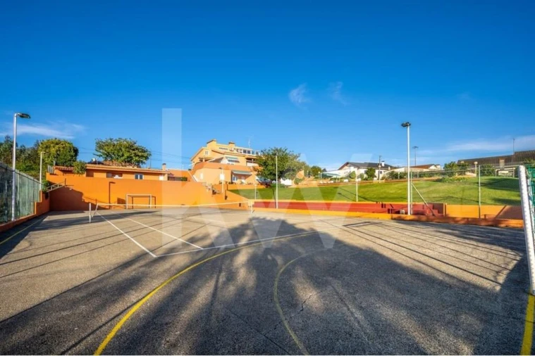 Moradia T6 para Venda em Nogueira do Cravo e Pindelo Foto 21