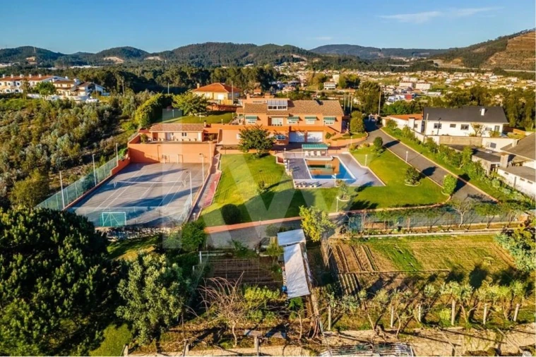 Moradia T6 para Venda em Nogueira do Cravo e Pindelo Foto 72