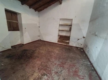 Moradia T1 para Venda em Campo e Campinho