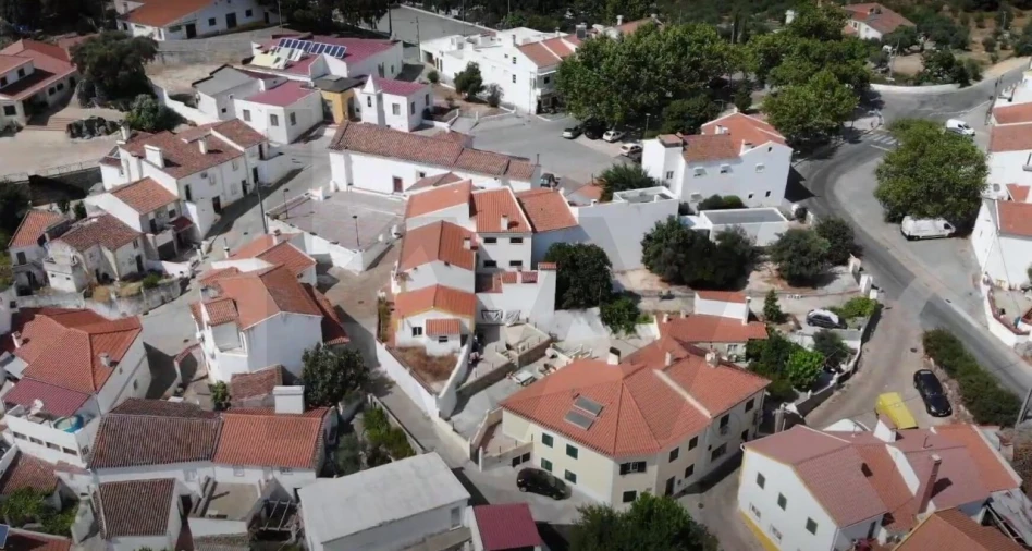 Moradia T3 para Venda em Ribeira de Nisa e Carreiras Foto 2