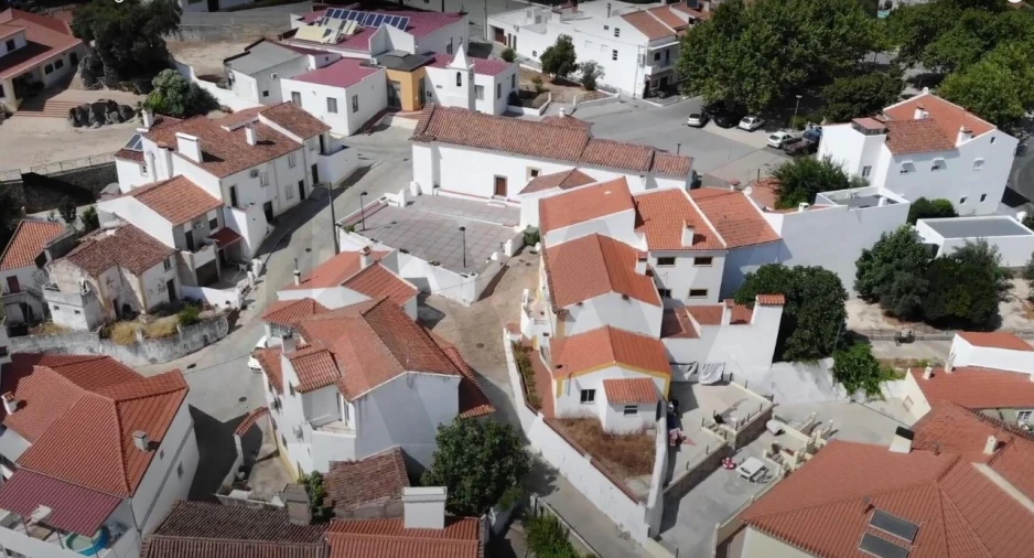 Moradia T3 para Venda em Ribeira de Nisa e Carreiras Foto 5