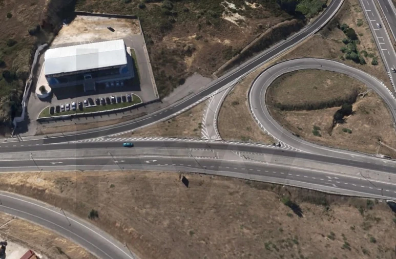 Loja para Venda em Marvila, Ribeira Santarém, São Salvador, São Nicolau Foto 32