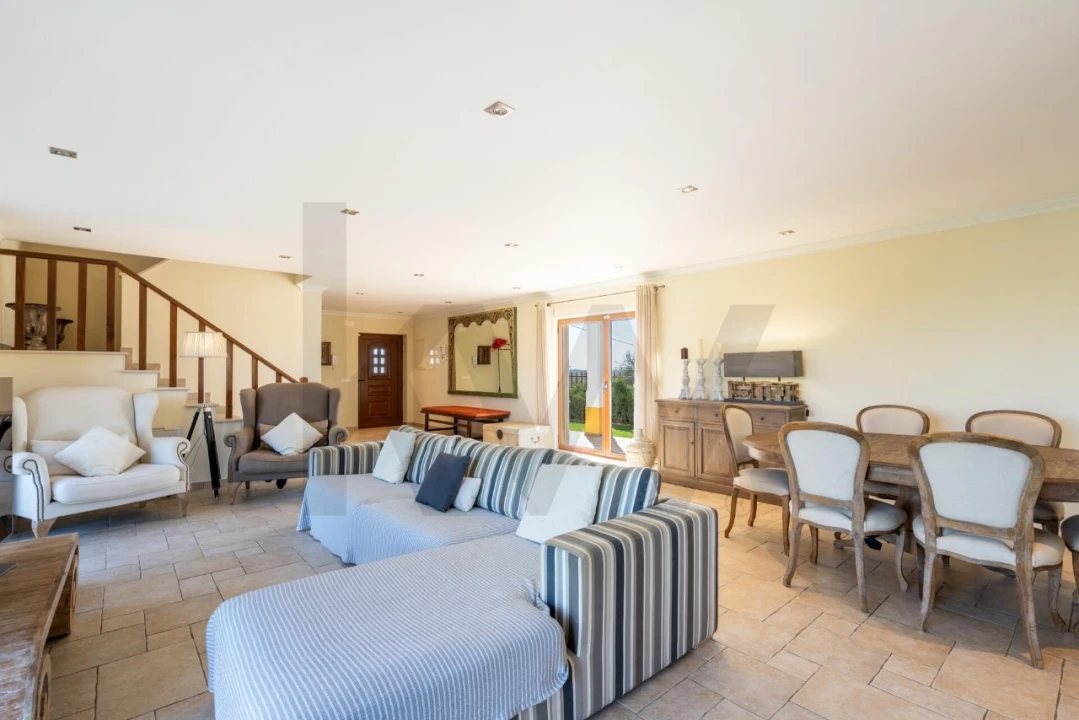 Moradia T5 para Venda em Romeira e Várzea Foto 9