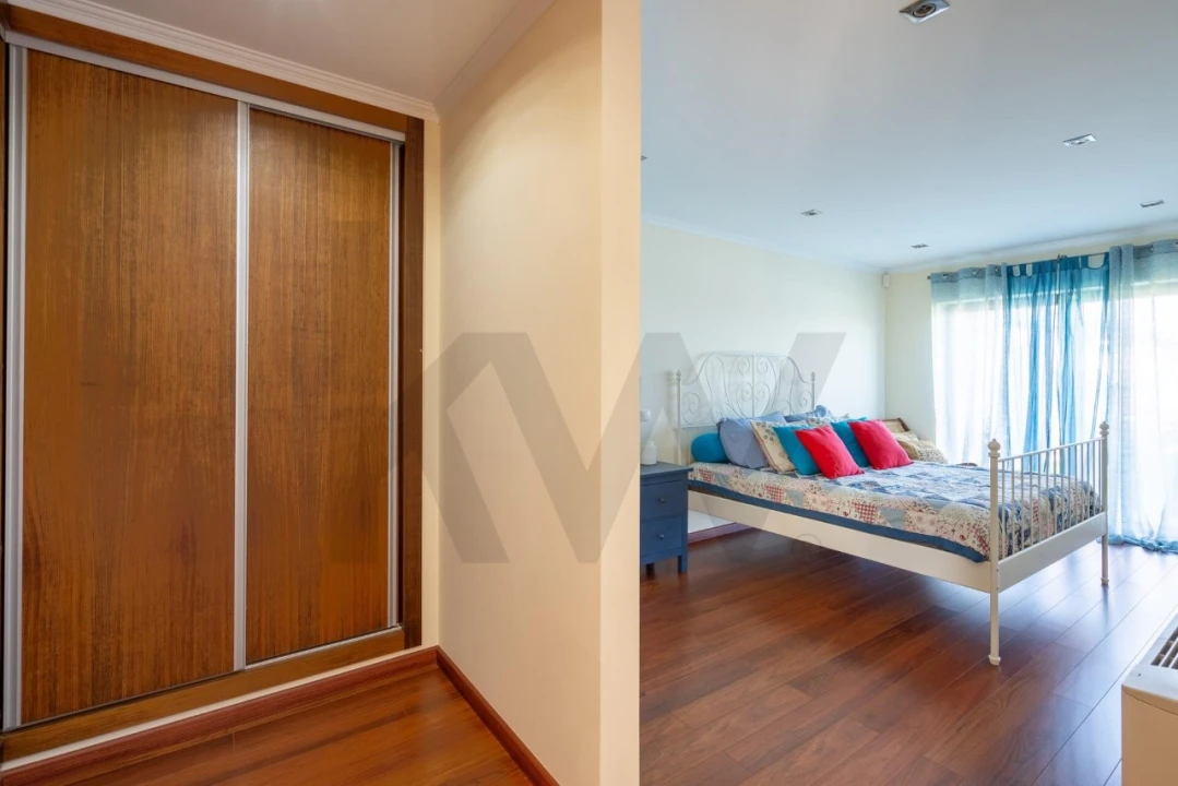 Moradia T5 para Venda em Romeira e Várzea Foto 39