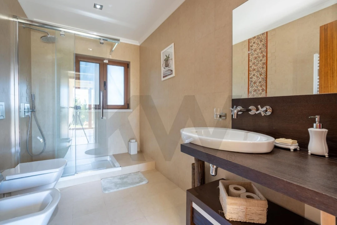 Moradia T5 para Venda em Romeira e Várzea Foto 40