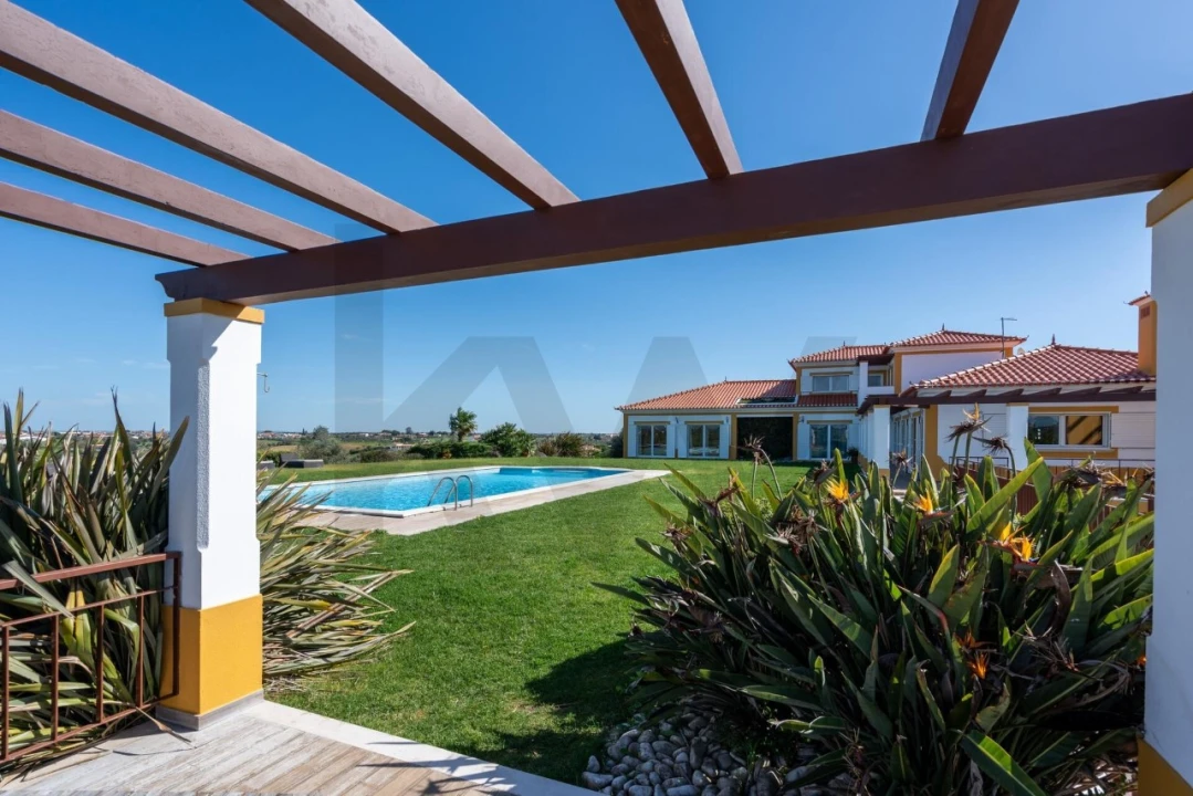 Moradia T5 para Venda em Romeira e Várzea Foto 46