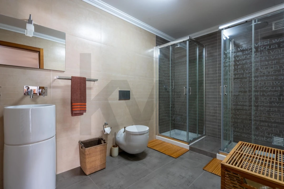 Moradia T5 para Venda em Romeira e Várzea Foto 49