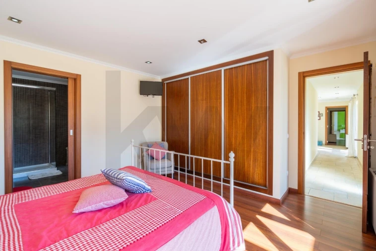 Moradia T5 para Venda em Romeira e Várzea Foto 43