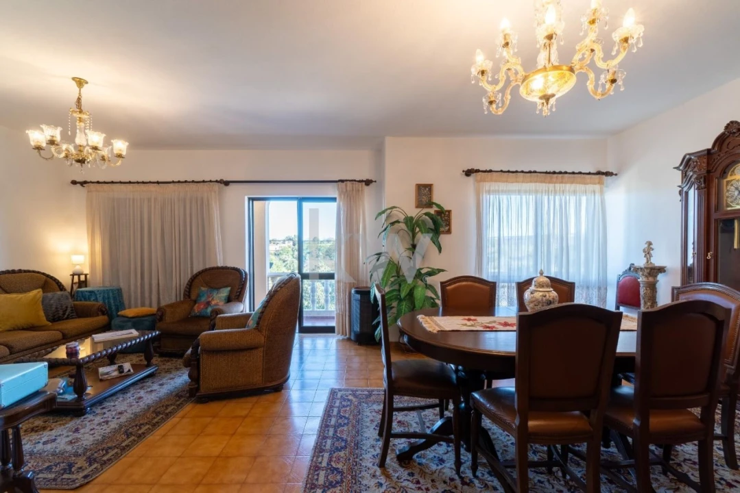 Moradia T3 para Venda em Albufeira e Olhos de Água Foto 1