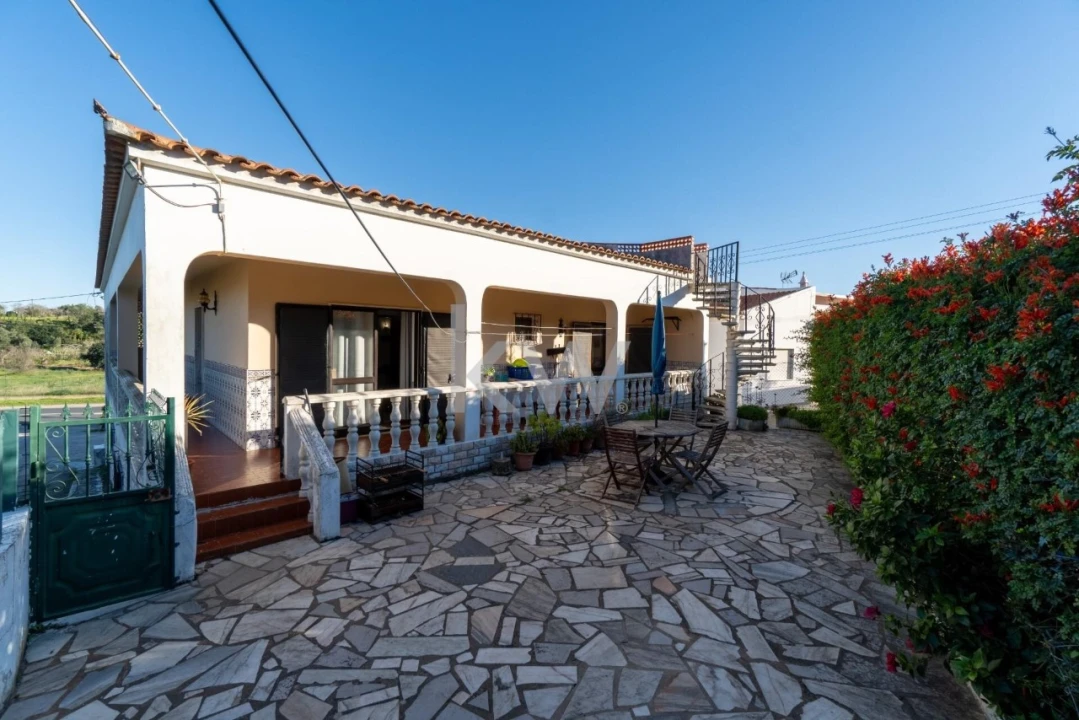 Moradia T3 para Venda em Albufeira e Olhos de Água Foto 38