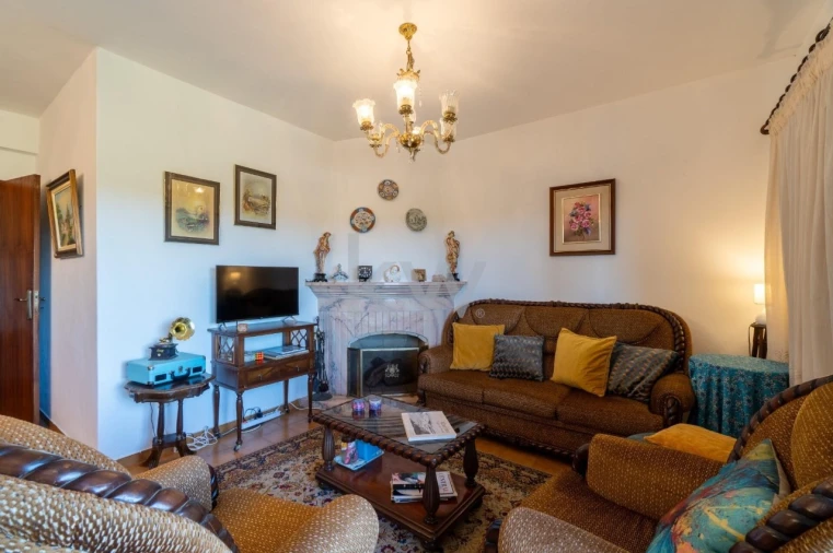 Moradia T3 para Venda em Albufeira e Olhos de Água Foto 3