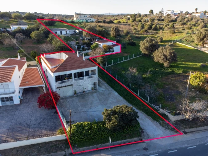 Moradia T3 para Venda em Albufeira e Olhos de Água Foto 53