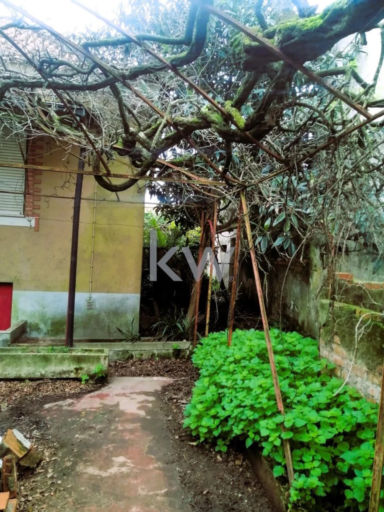 Moradia T4 para Venda em Venteira Foto 15