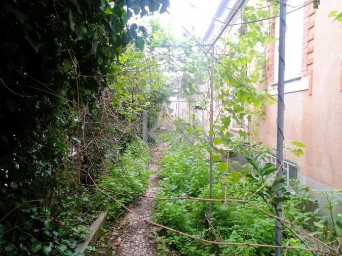 Moradia T4 para Venda em Venteira Foto 27