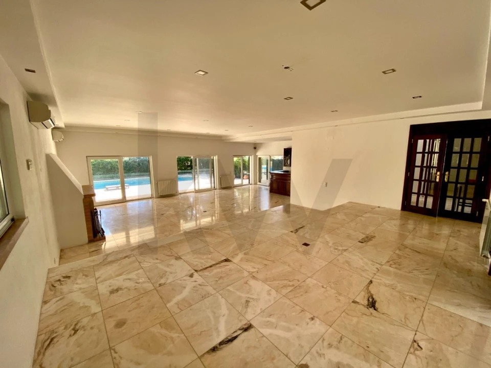 Moradia T5 para Venda em Carcavelos e Parede Foto 19