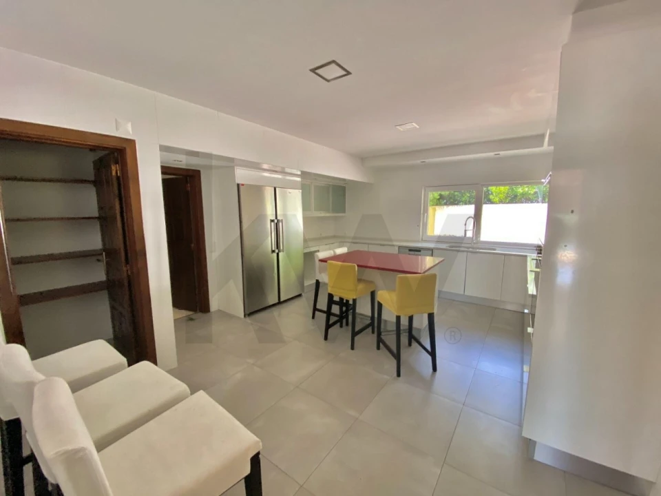 Moradia T5 para Venda em Carcavelos e Parede Foto 22