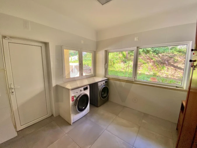 Moradia T5 para Venda em Carcavelos e Parede Foto 23