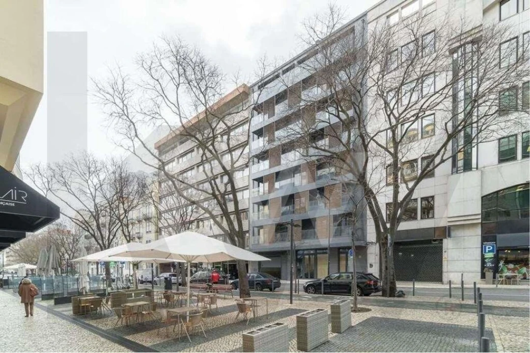 Apartamento T2 para Venda em Avenidas Novas Foto 2