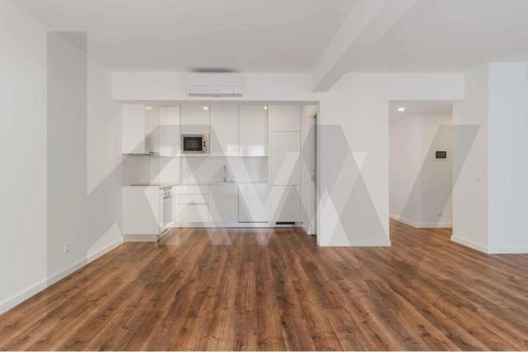 Apartamento T2 para Venda em Avenidas Novas Foto 4