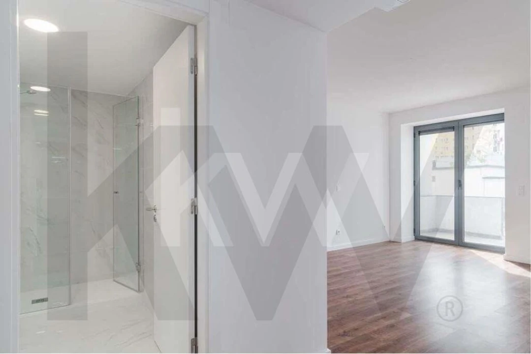 Apartamento T2 para Venda em Avenidas Novas Foto 7