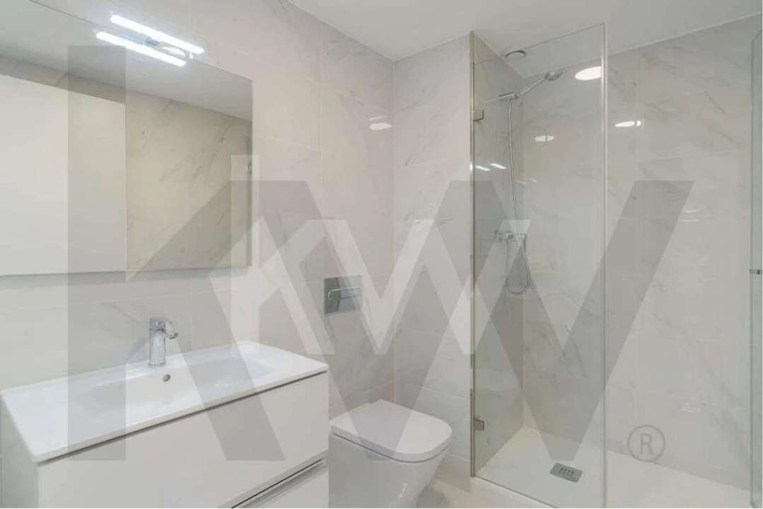 Apartamento T2 para Venda em Avenidas Novas Foto 9