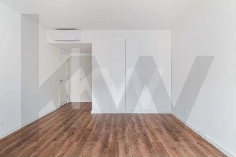 Apartamento T2 para Venda em Avenidas Novas Foto 8