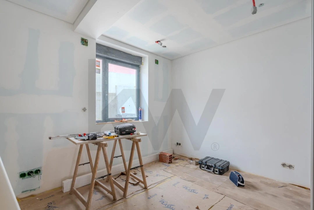 Apartamento T4 para Venda em Ramada e Caneças Foto 11